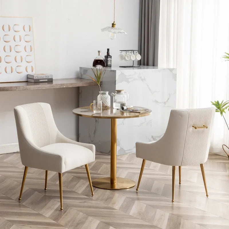 Chaise de salle à manger ou de coiffeuse en velours plissé bouclé glamour moderne avec poignée arrière