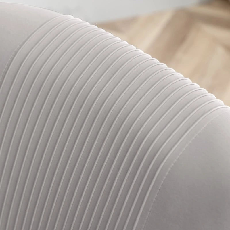 Chaise de salle à manger ou de coiffeuse en velours plissé bouclé glamour moderne avec poignée arrière