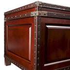 Table basse en coffre en bois