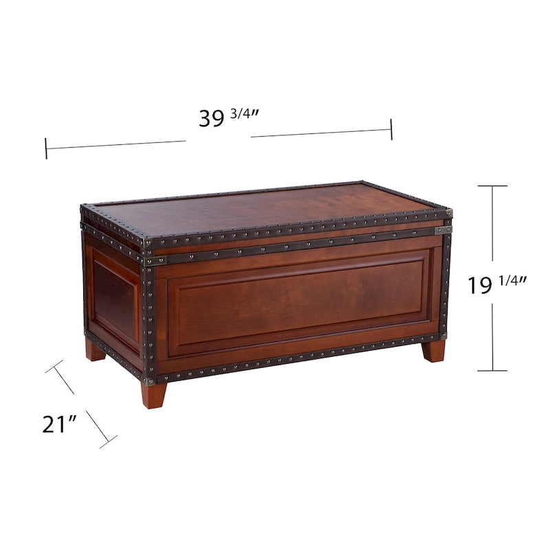Table basse en coffre en bois